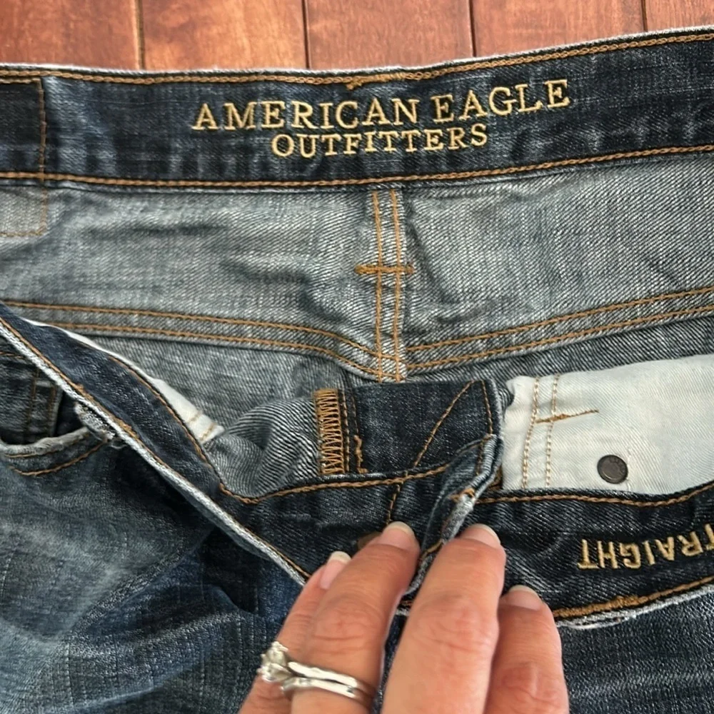 American Eagle Outfitters Men's Dark Blue Relaxed Straight Jeans Size 33/34